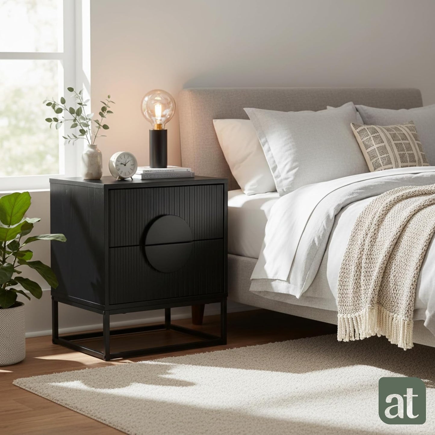 Buró 2 cajones para recámara minimalista -negro con negro