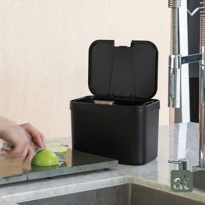 Bote de basura negro pequeño de repisa para cocina 5 Litros con tapa